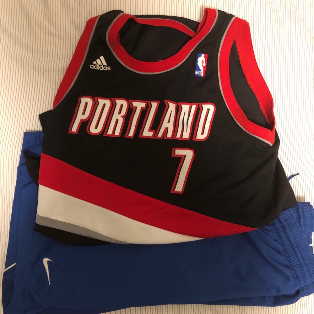 Portland Trail Blazers Roy jersey, Nike Shorts